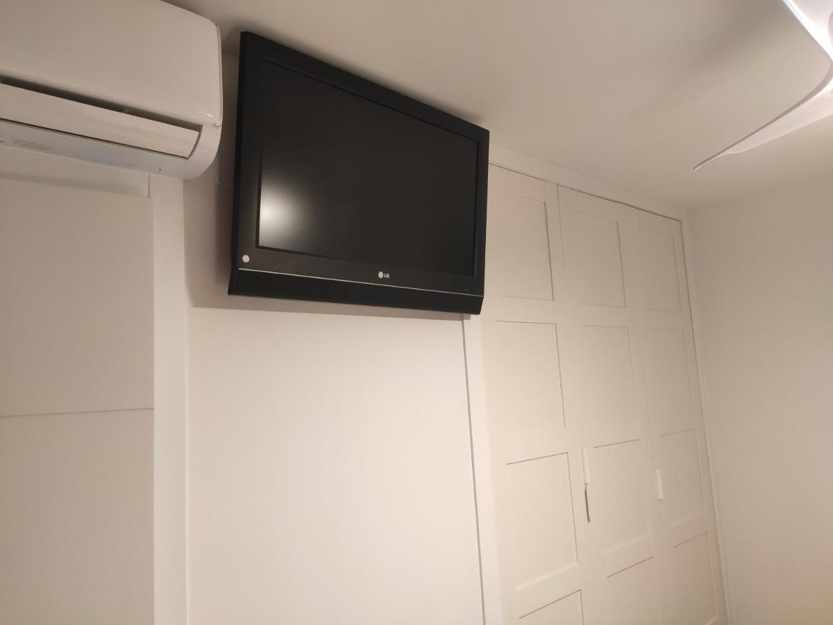BEACHFRONT -- NEW LUXURY Apartment -- 1ª Linea Playa -- CENTRO de Fuengirola -- Private PARKING -- Panoramic Sea Views Exterior foto