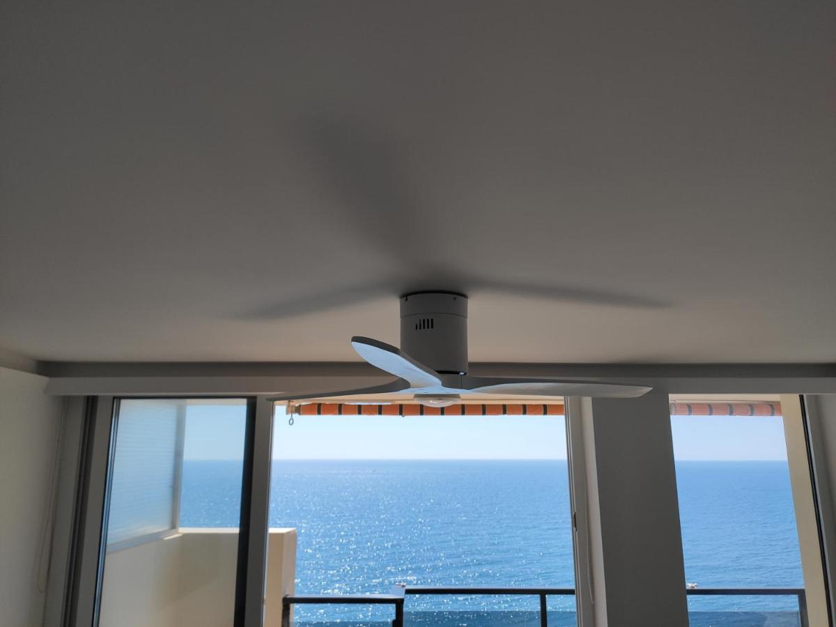 BEACHFRONT -- NEW LUXURY Apartment -- 1ª Linea Playa -- CENTRO de Fuengirola -- Private PARKING -- Panoramic Sea Views Exterior foto